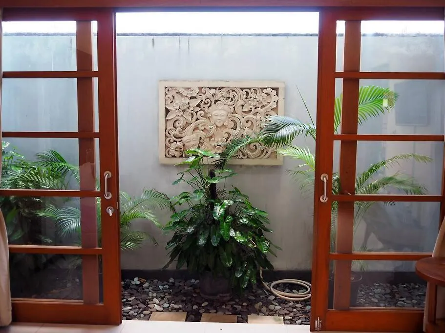 Sonti Villa Seminyak Endonezya